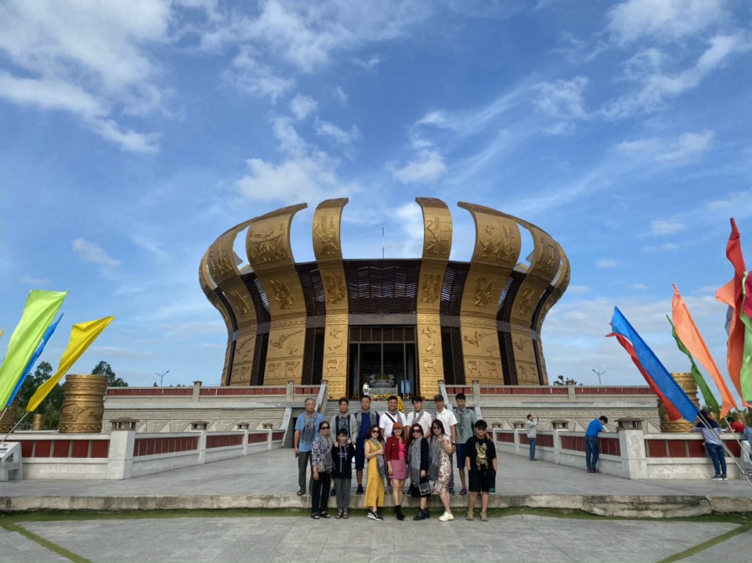 Nhu Y Travel