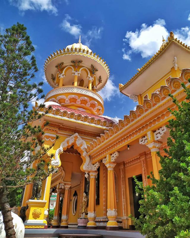 Nhu Y Travel