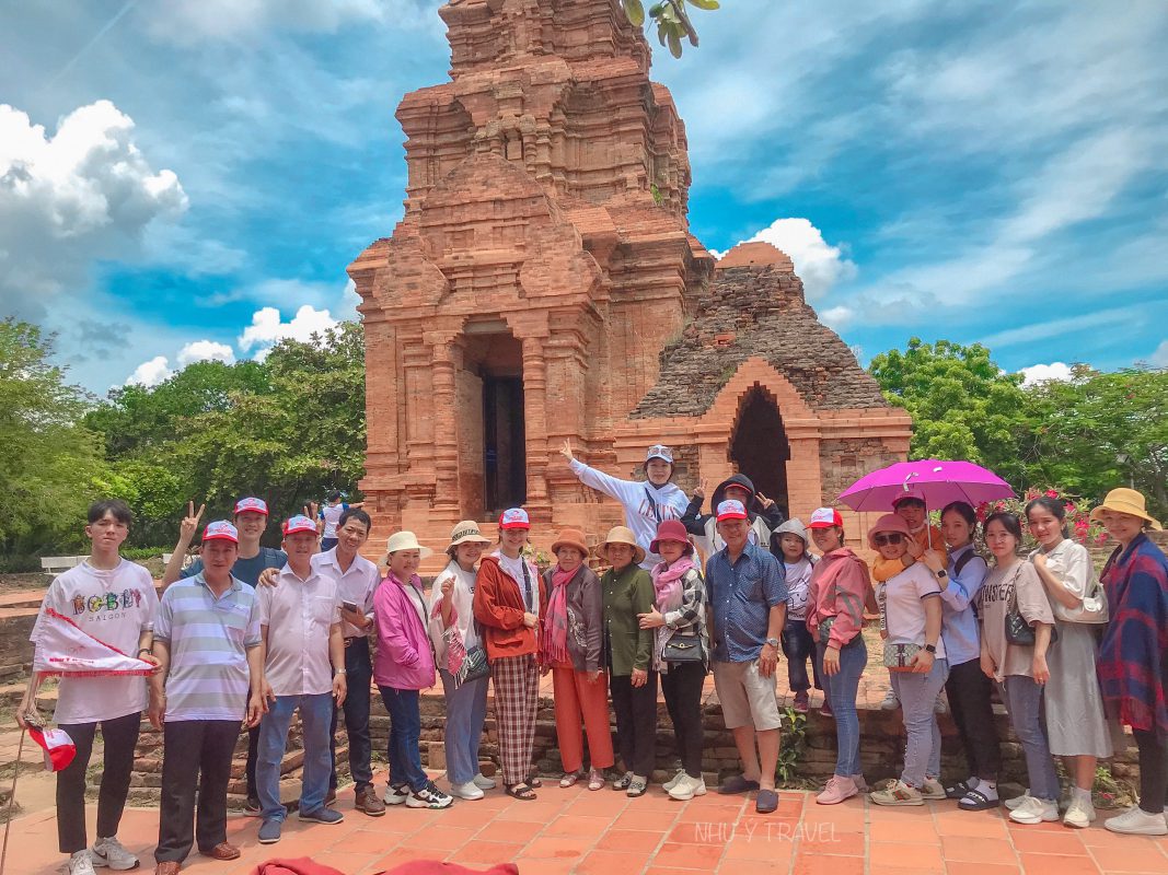 Nhu Y Travel