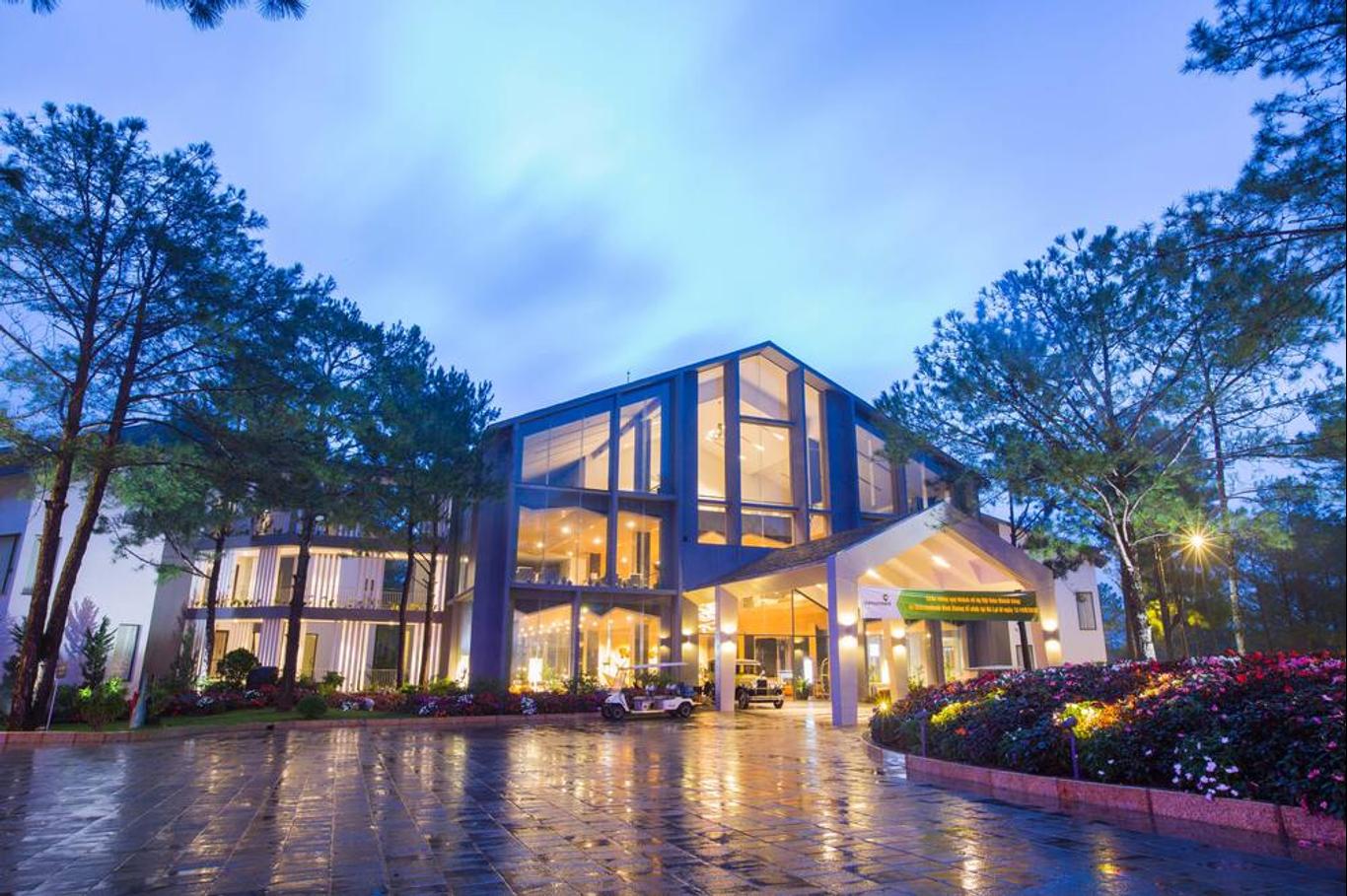 Terracotta Hotel & Resort Dalat tá»« 886.854 â« (4Ì¶.Ì¶1Ì¶4Ì¶5Ì¶.Ì¶5Ì¶4Ì¶0Ì¶ Ì¶â«Ì¶). Da Lat KhÃ¡ch sáº¡n - KAYAK