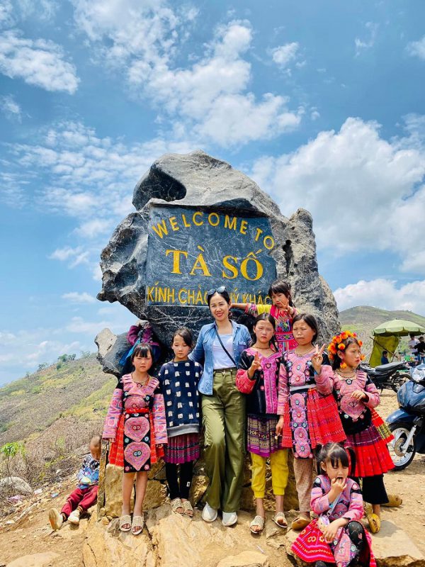 Nhu Y Travel