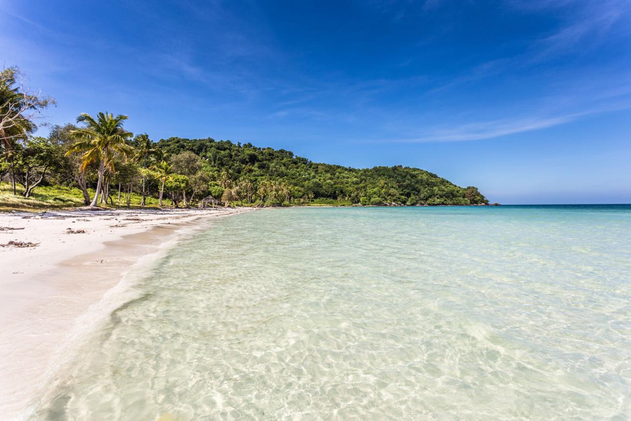 Stunning white sand beach name Bai Sao beach in the Phu Quoc island
